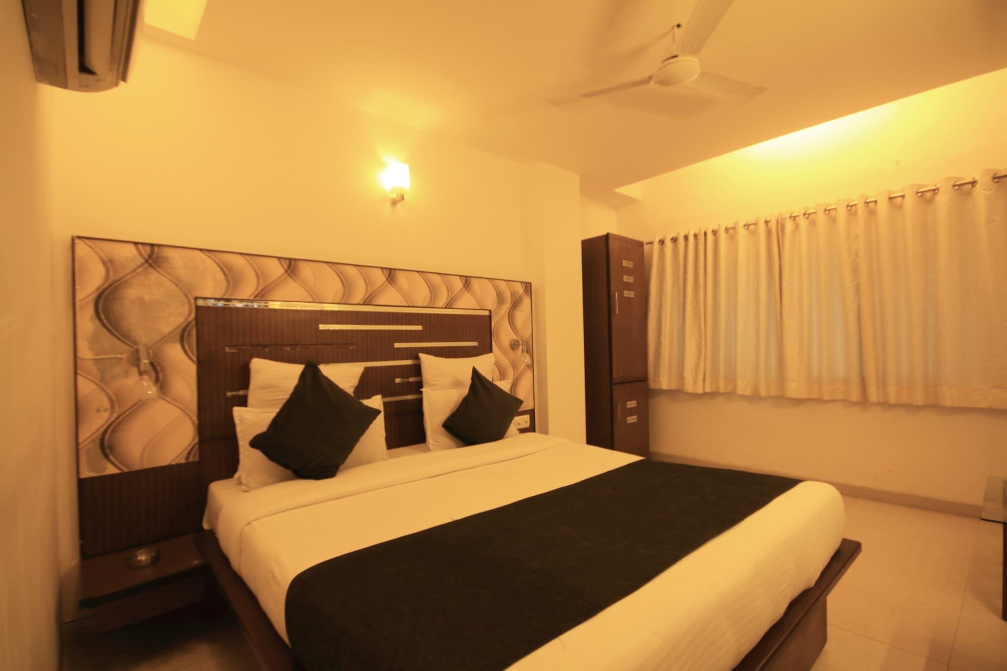 Fabhotel Kadamb Inn Ahmedabad Buitenkant foto