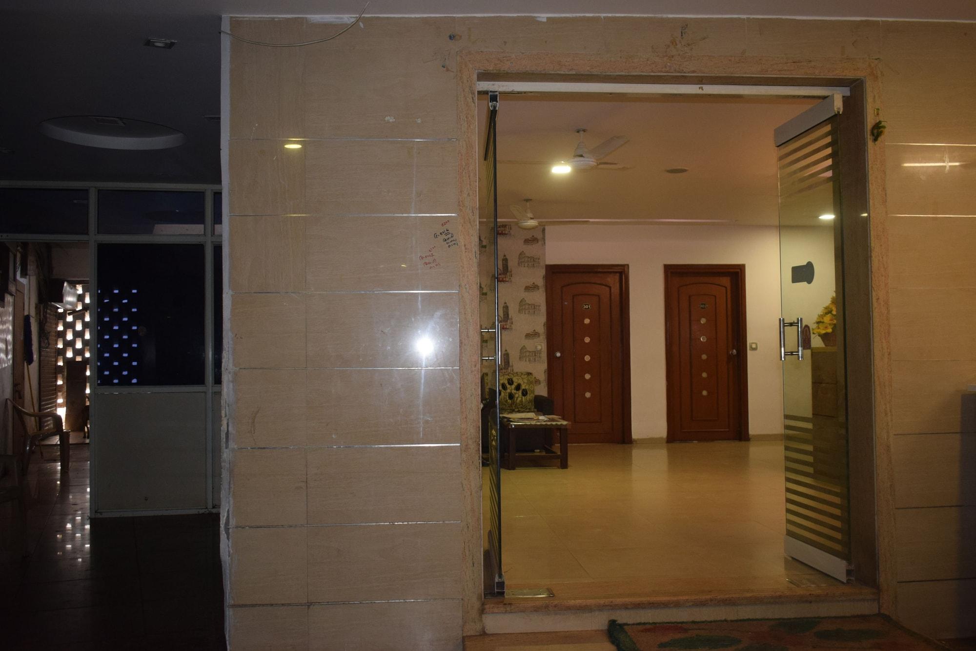 Fabhotel Kadamb Inn Ahmedabad Buitenkant foto