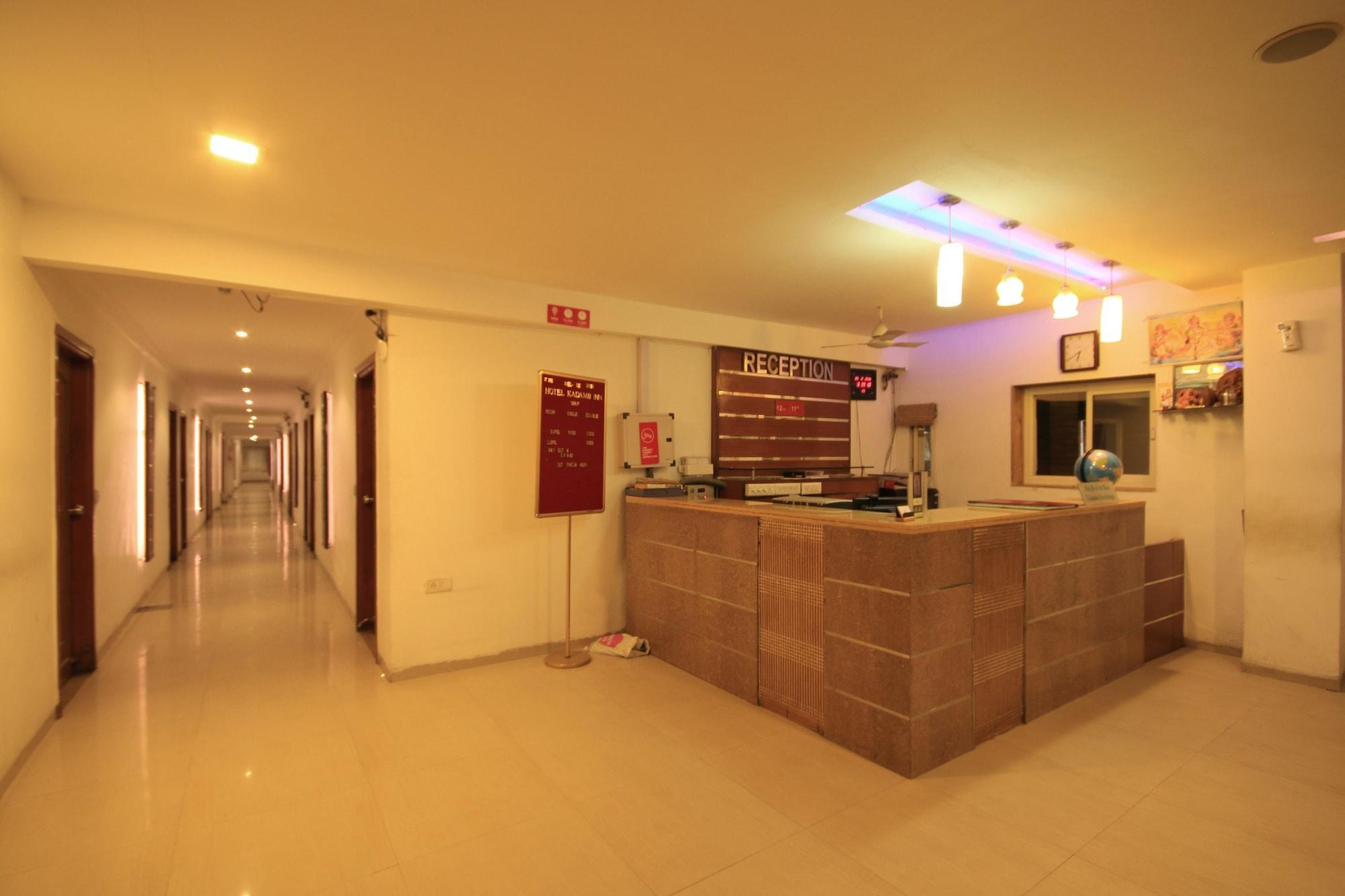 Fabhotel Kadamb Inn Ahmedabad Buitenkant foto