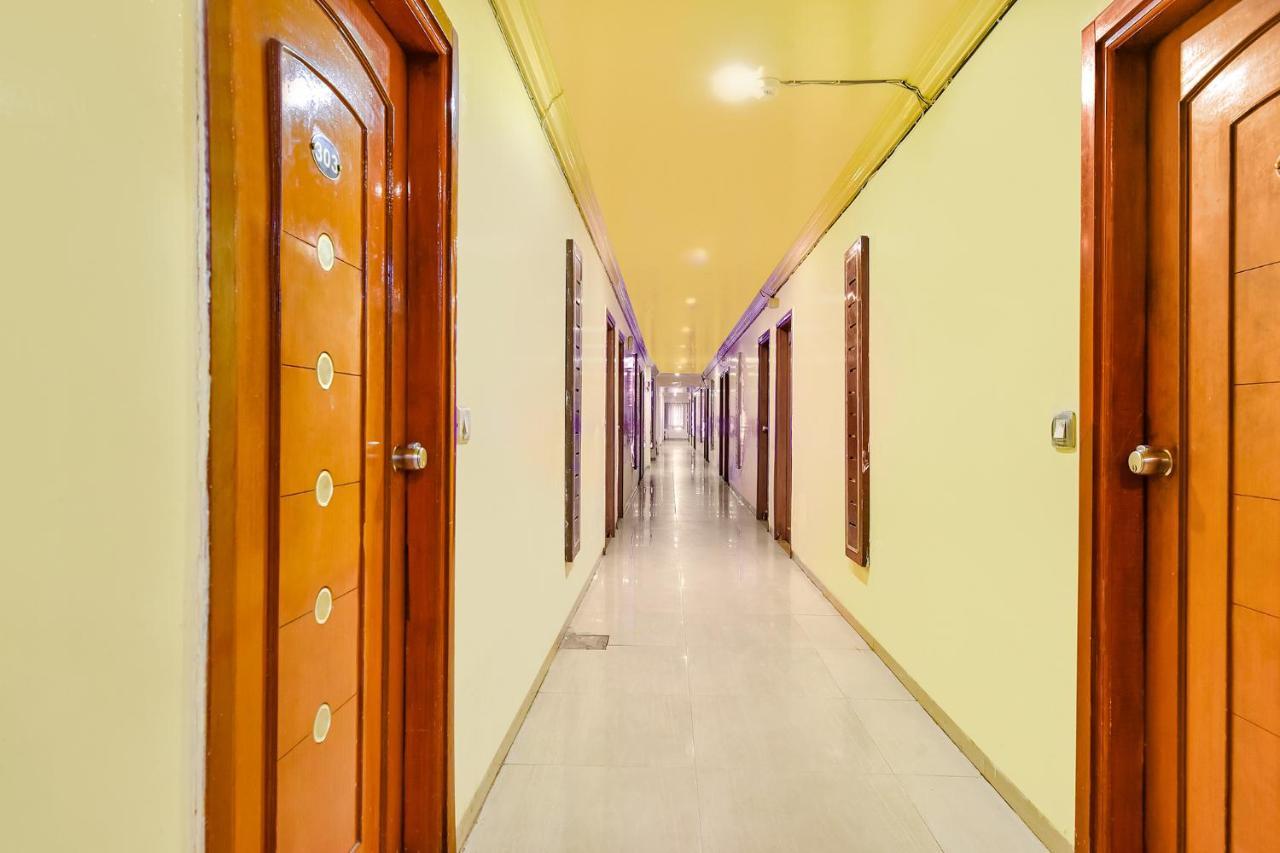 Fabhotel Kadamb Inn Ahmedabad Buitenkant foto
